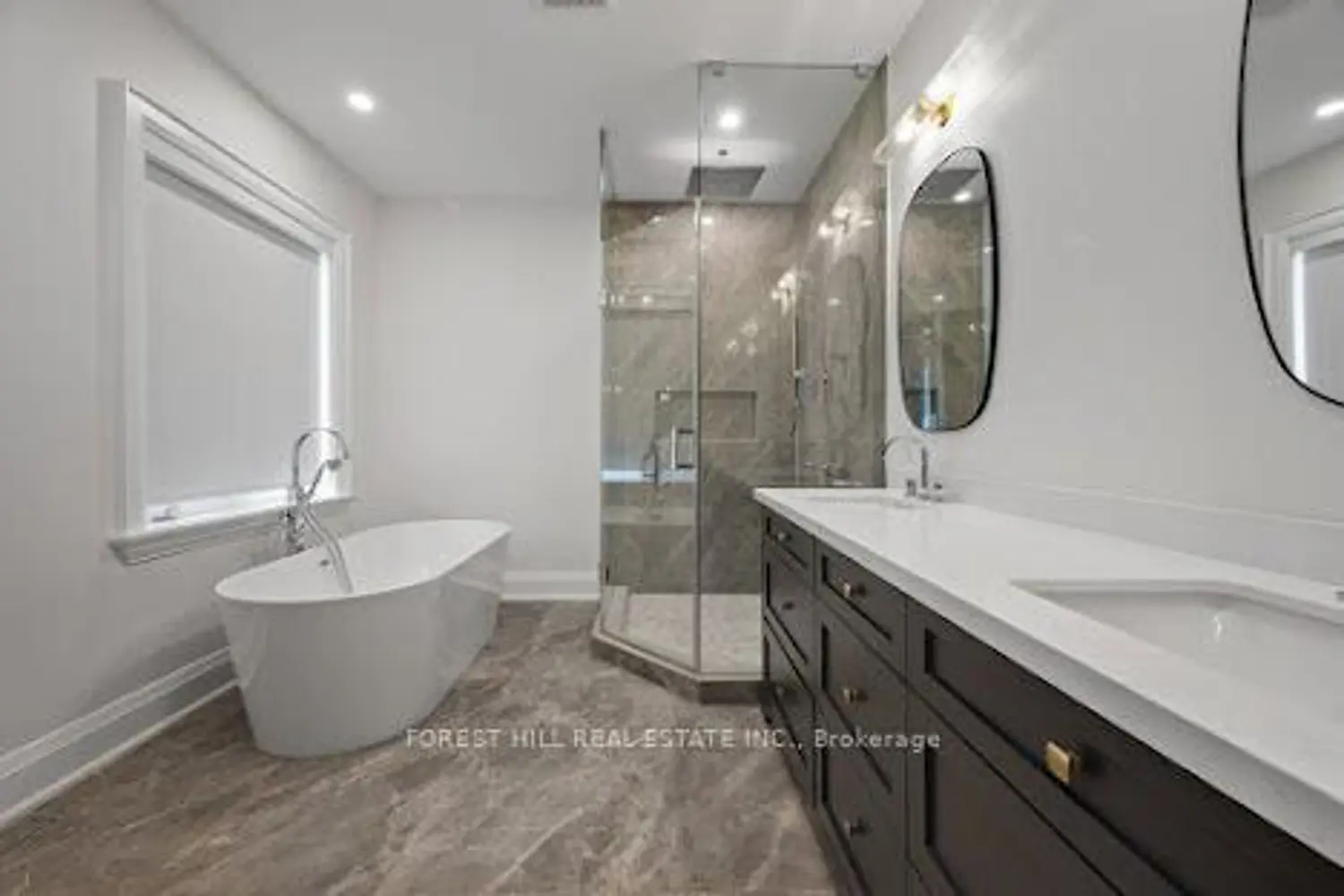 Additional image 8 of 2540 St Clair Avenue