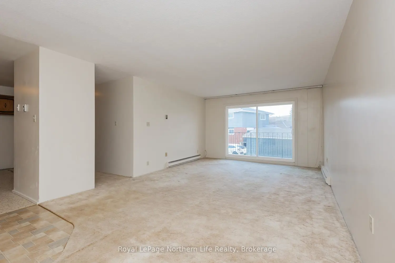 122 Giroux Street 203