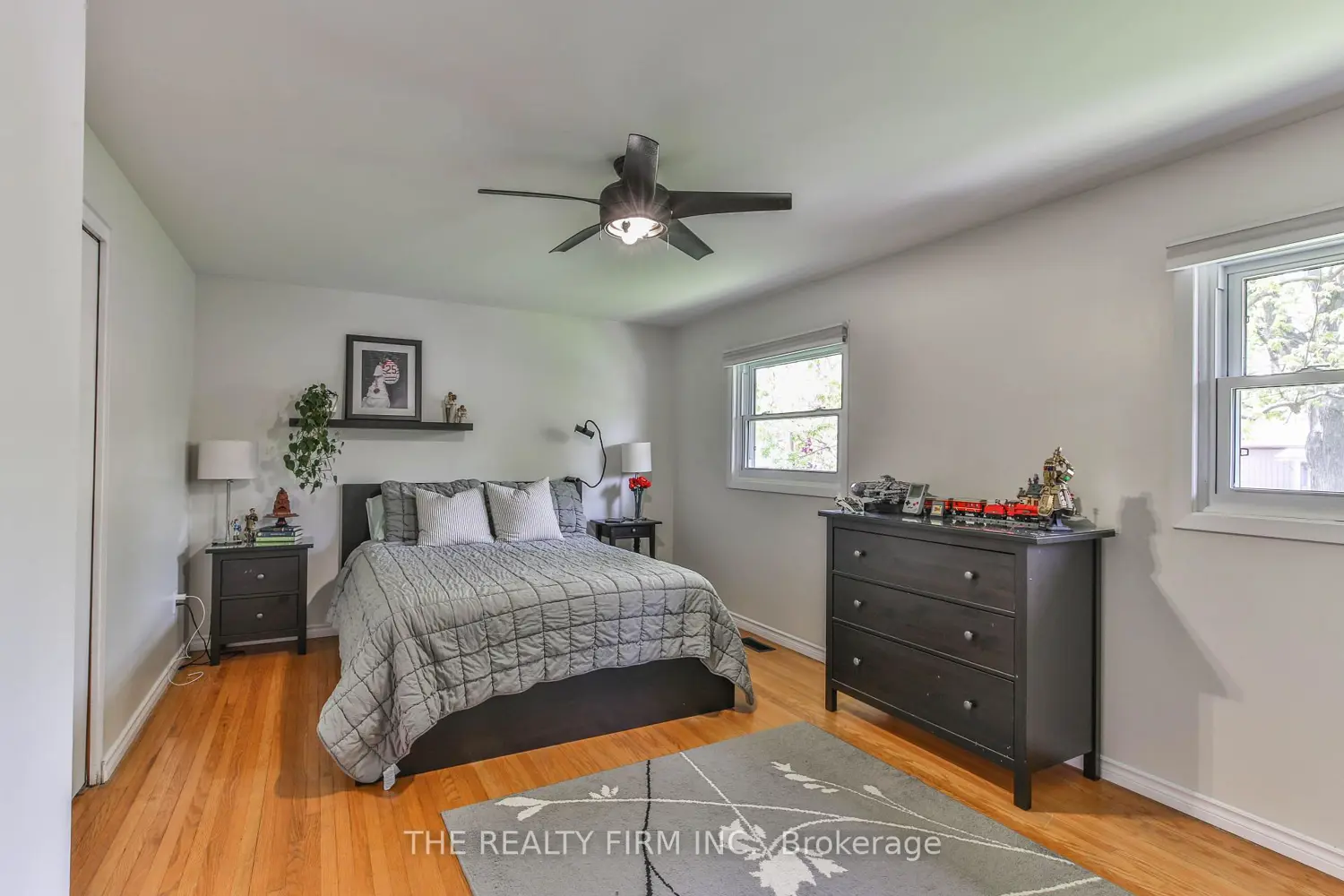 Additional image 3 of 40 Ebury Place