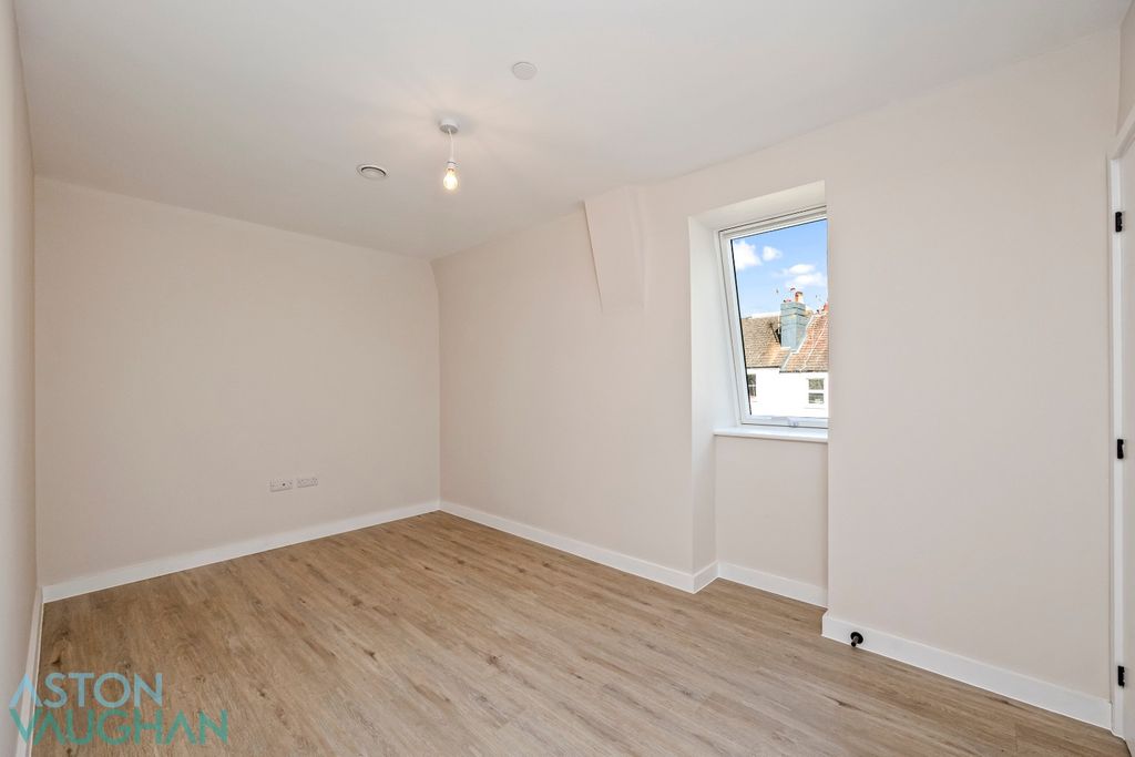 Additional image 18 of 3 bed flat for salePenthouse, Apartment 9, Botanica House, Hove BN3