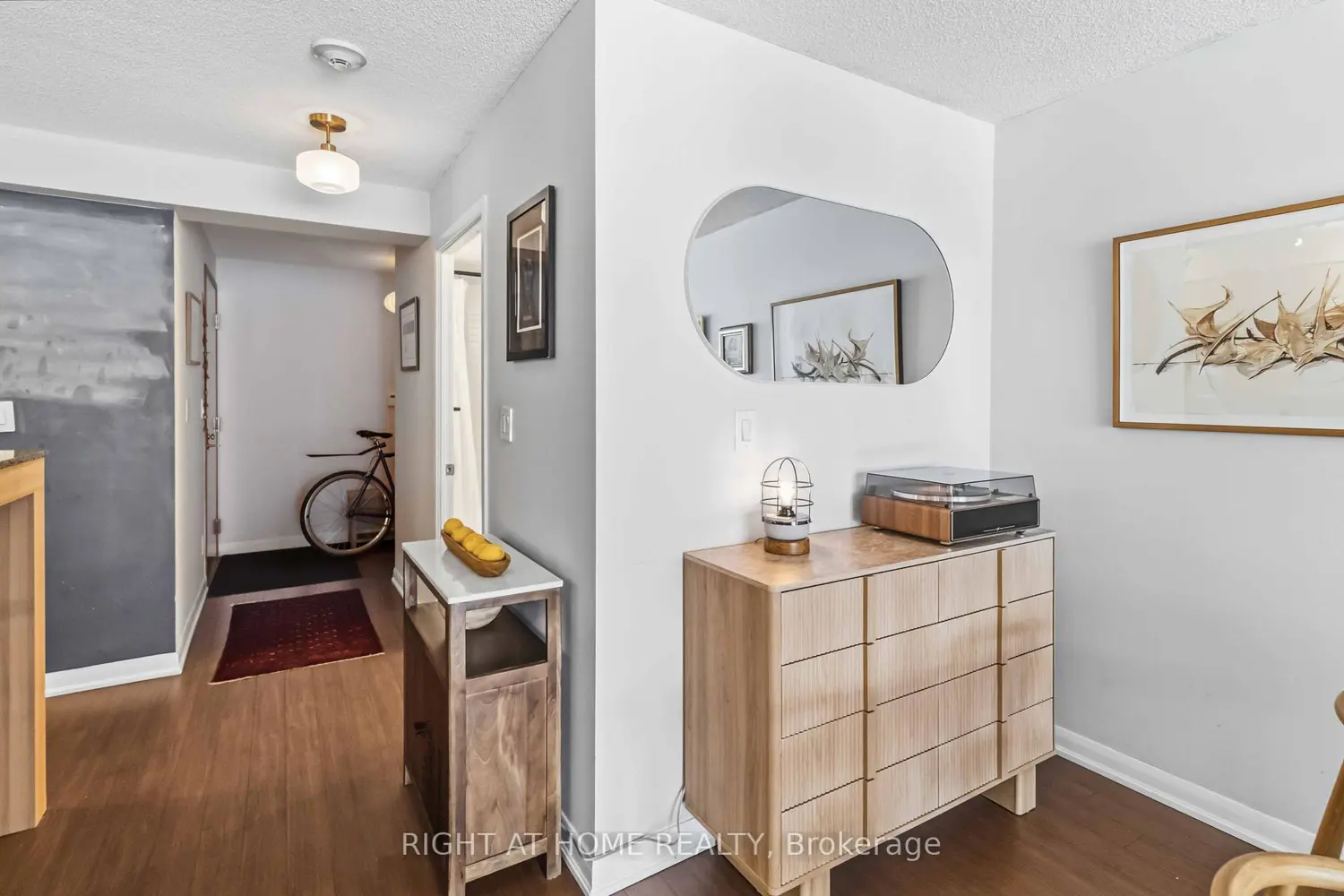 205 Frederick Street 206 photo 5