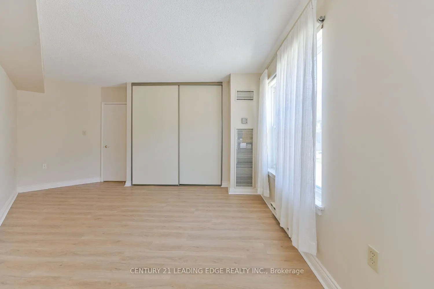 Additional image 17 of 100 Anna Russell Way 214