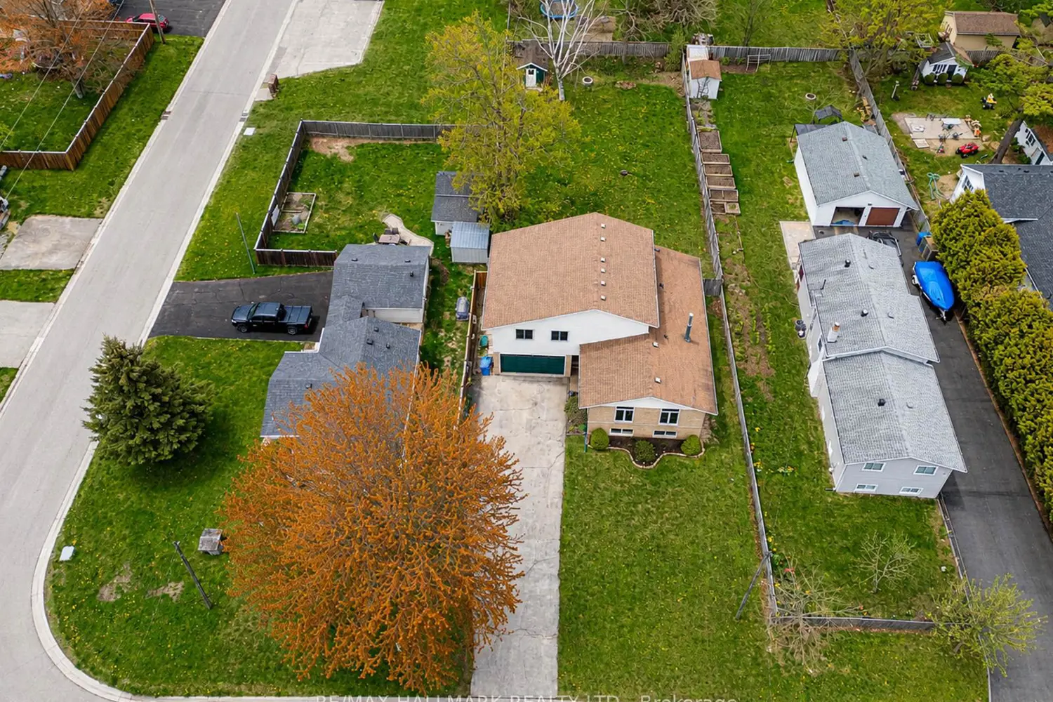 Additional image 16 of 21 Pleasant Avenue