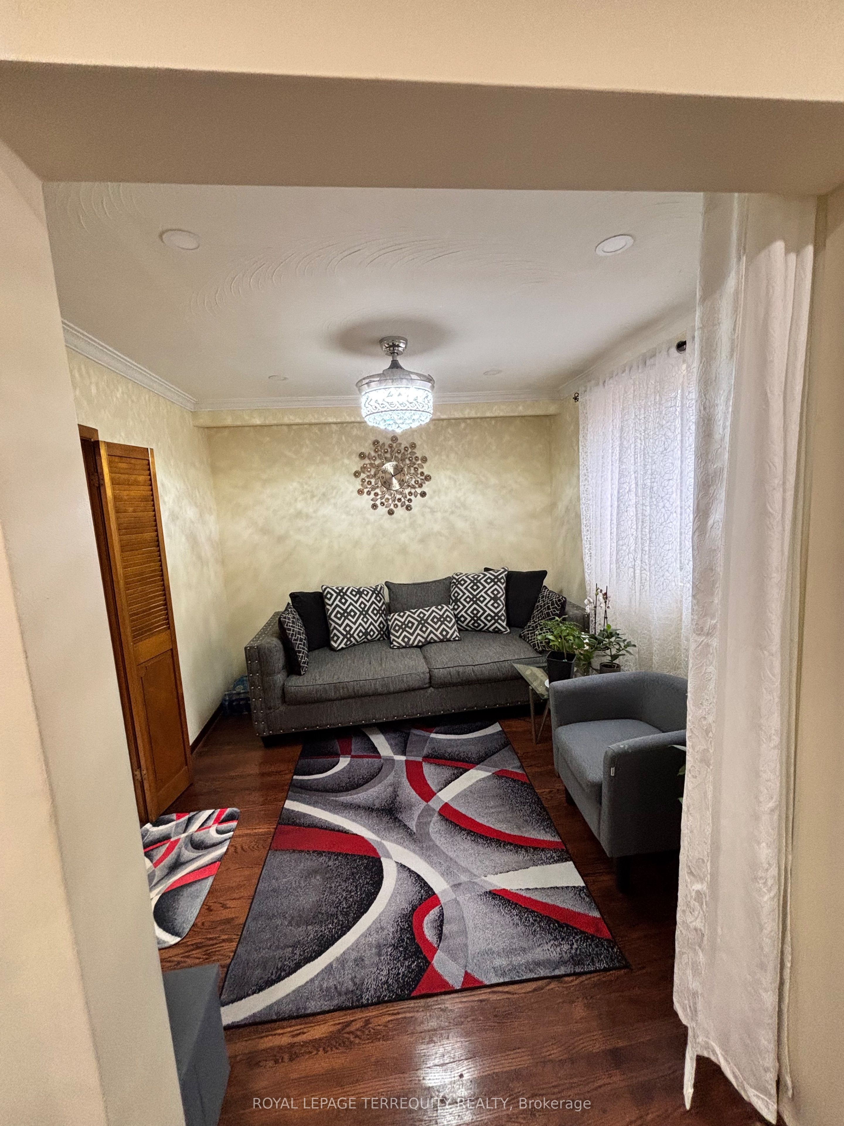Additional image 5 of 28 Keegan Crescent, Toronto, ON, M3J 1G2