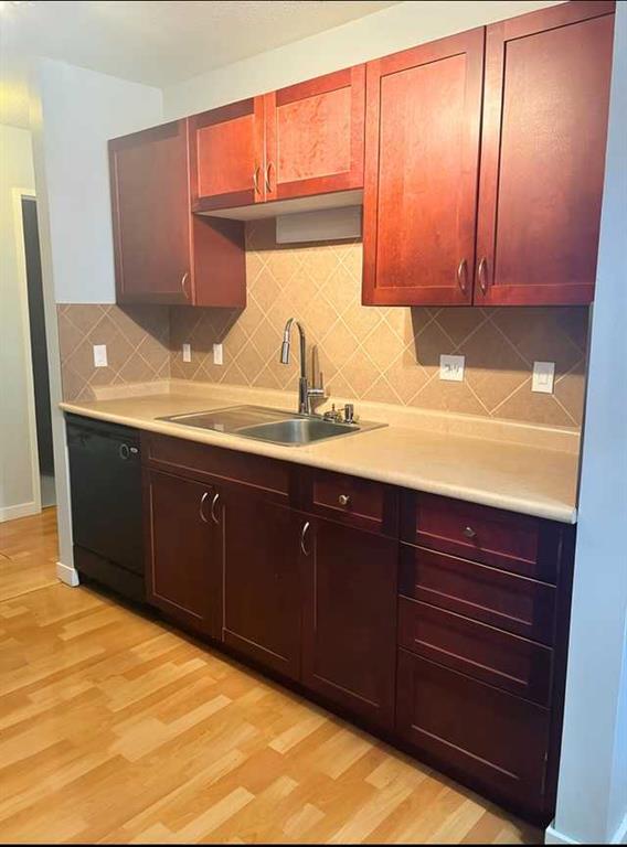 Additional image 6 of 201-7164 Parke Avenue, Red Deer, AB, t4p1m9