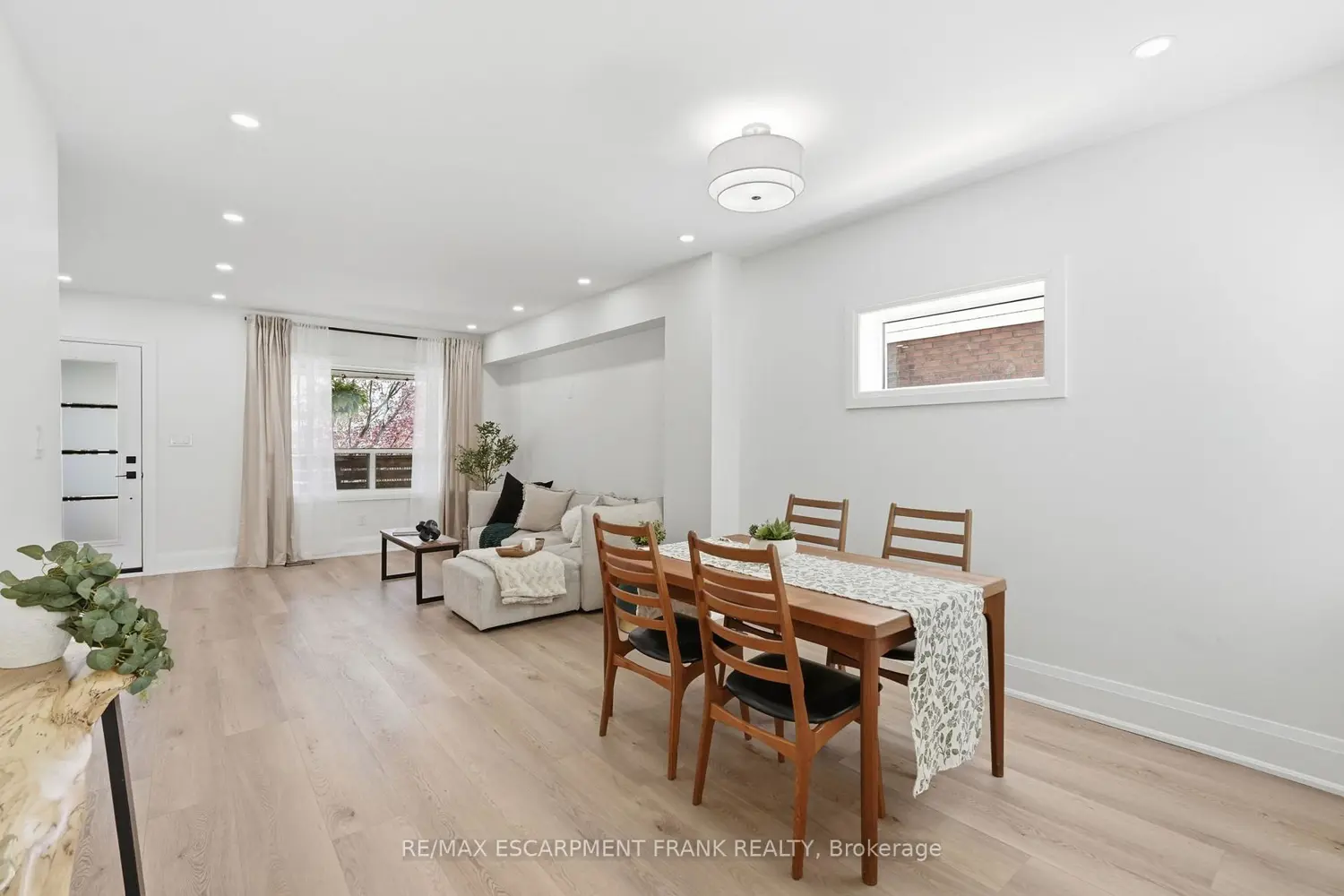 Additional image 6 of 205 Locke Street
