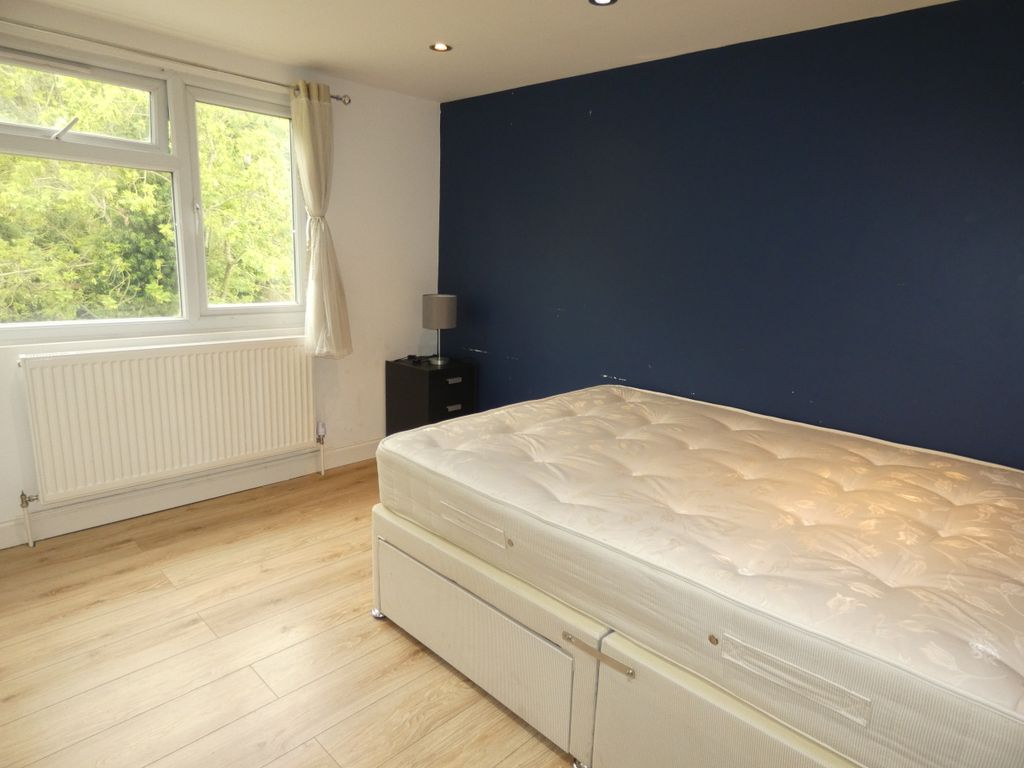 Additional image 7 of 5 bed semi-detached house to rentRunley Road, Luton LU1