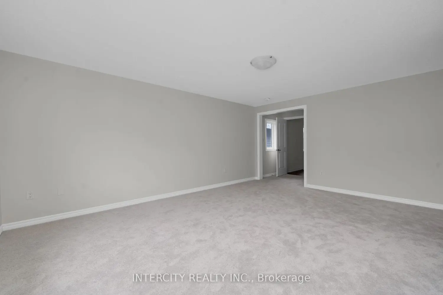 Additional image 17 of 130 Molozzi Street