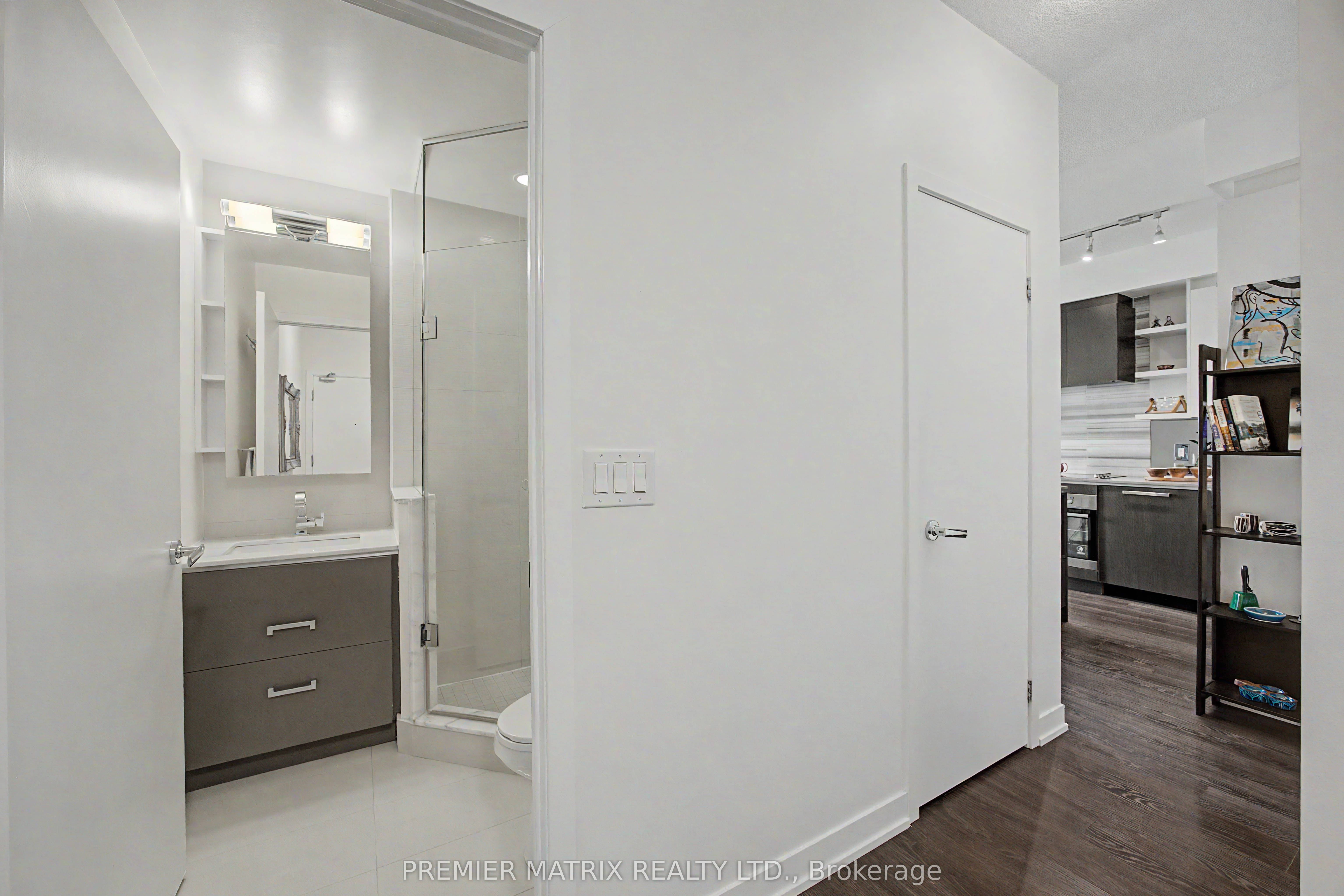 Additional image 2 of 930-1830 Bloor Street W, Toronto, ON, M6P 3K6