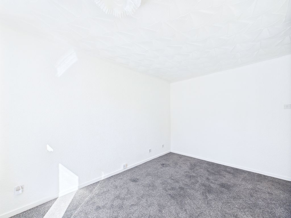 Additional image 14 of 3 bed terraced house to rentCarnoustie Crescent, East Kilbride G75