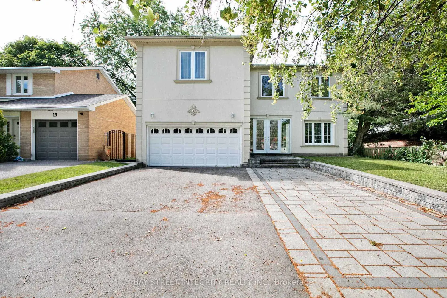 17 Gustav Crescent