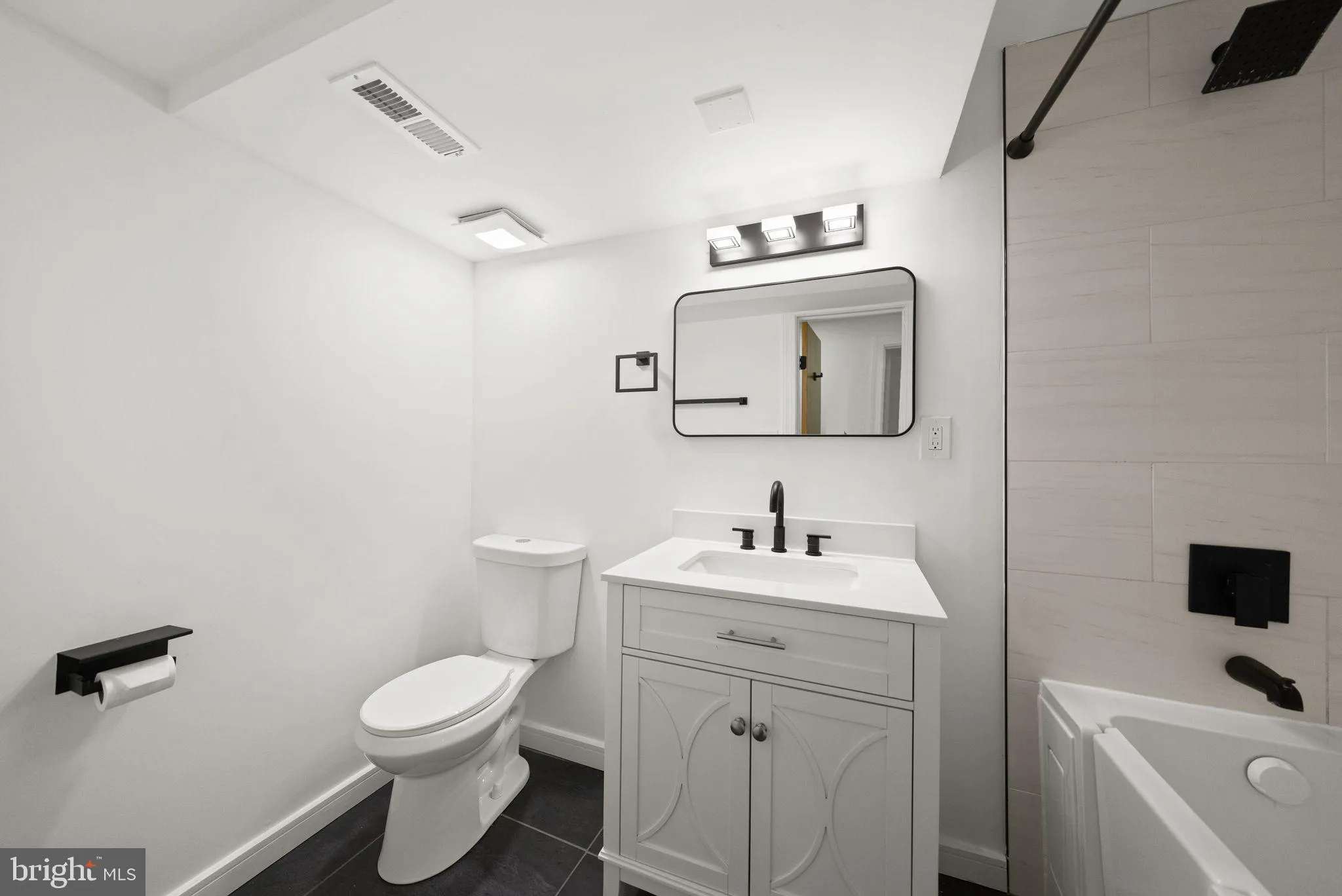 Additional image 100 of 10028 Dellcastle Rd, Gaithersburg, MD 20886