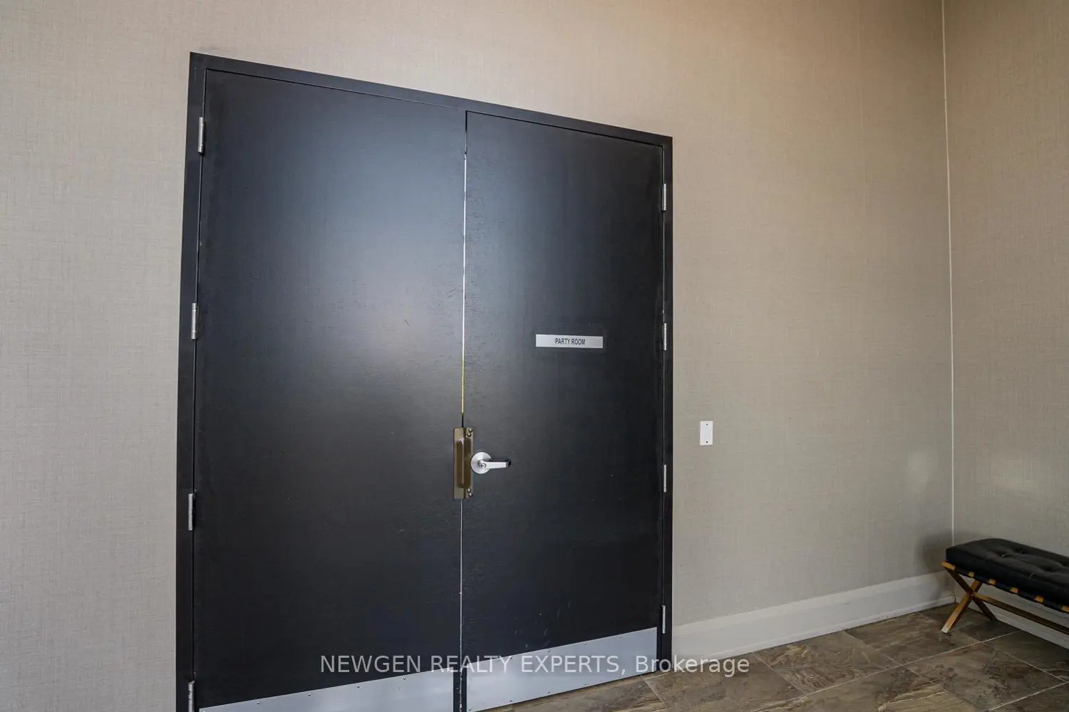 Additional image 4 of 65 Yorkland Boulevard 808