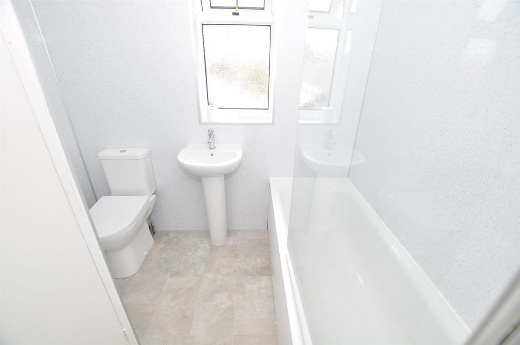 Additional image 10 of 3 bed terraced house to rentSpring Gardens, Whitland SA34