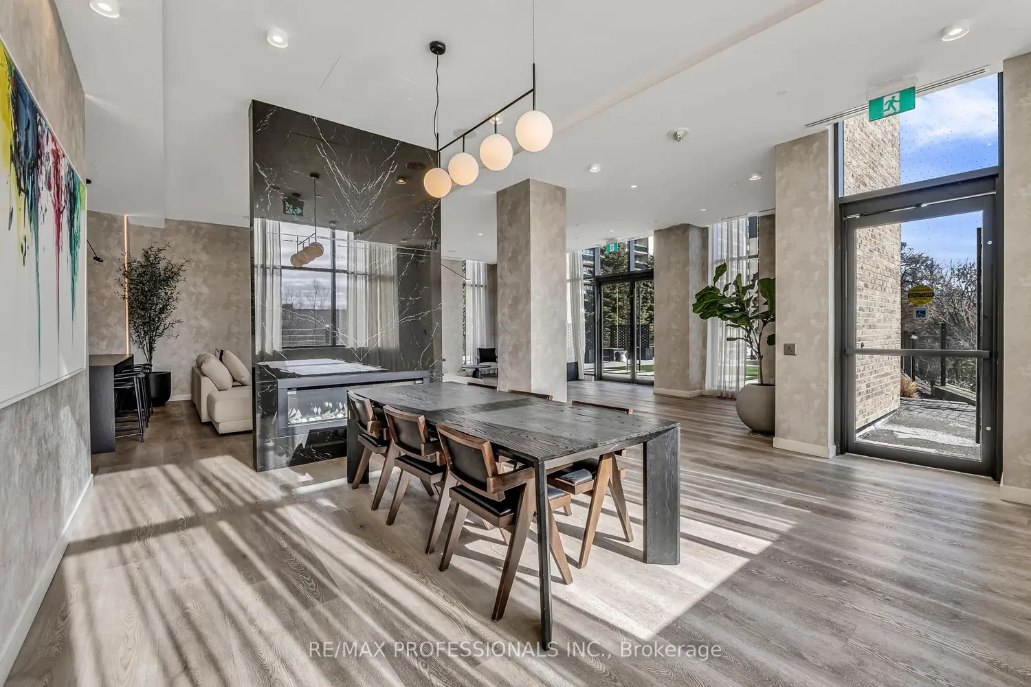 Additional image 17 of 86 Dundas Street 404