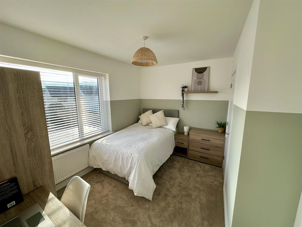 Room to rentHighridge Road, Bishopsworth BS13