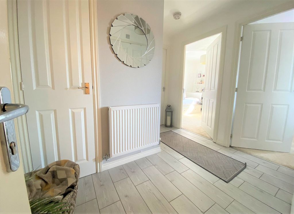 Additional image 8 of 2 bed flat to rentAnderson Grove, Newport NP19