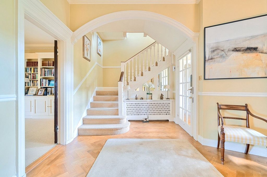 Additional image 4 of 7 bed detached house for saleWilderness Road, Chislehurst BR7