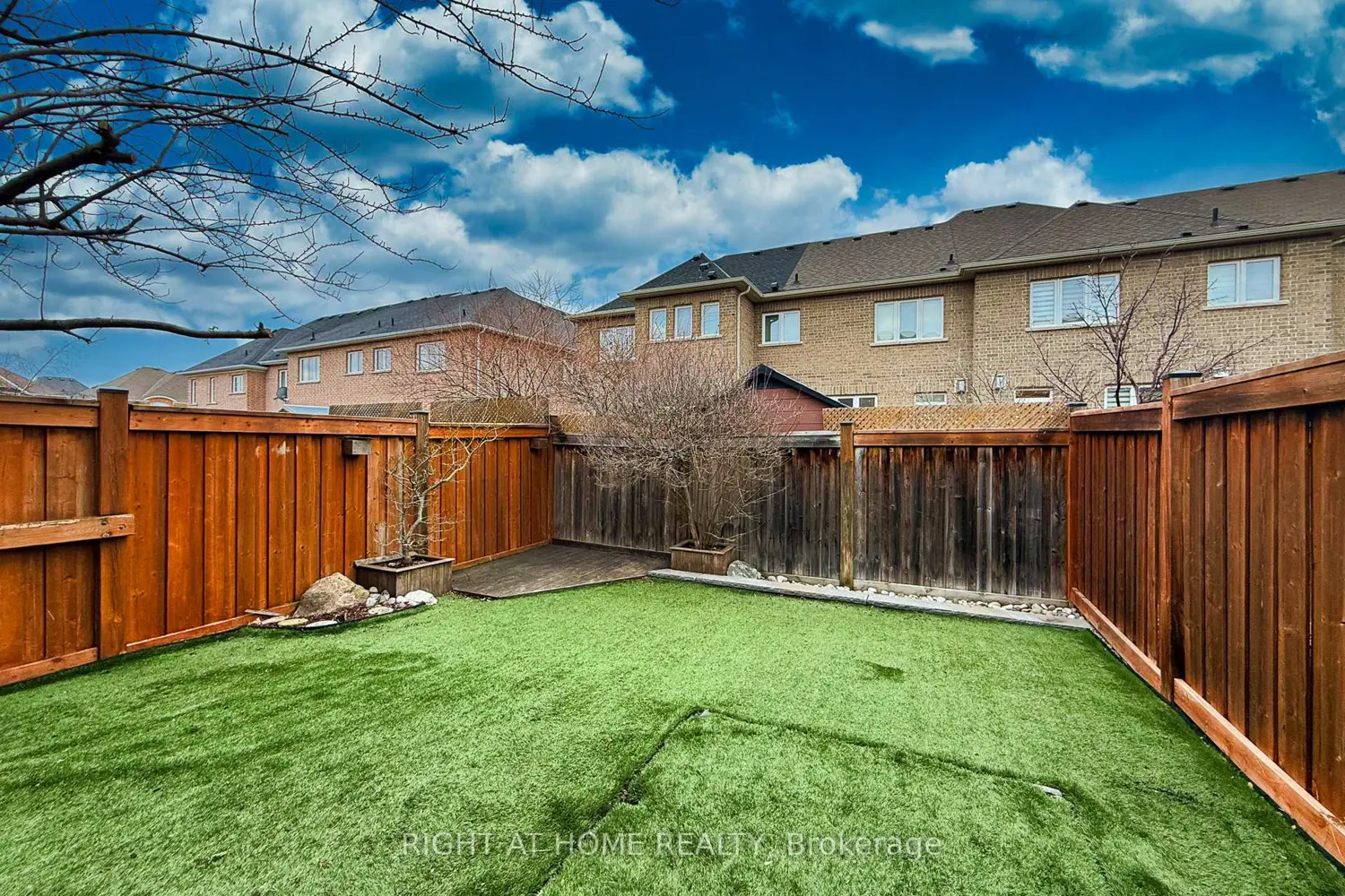 15 Munch Place photo 4