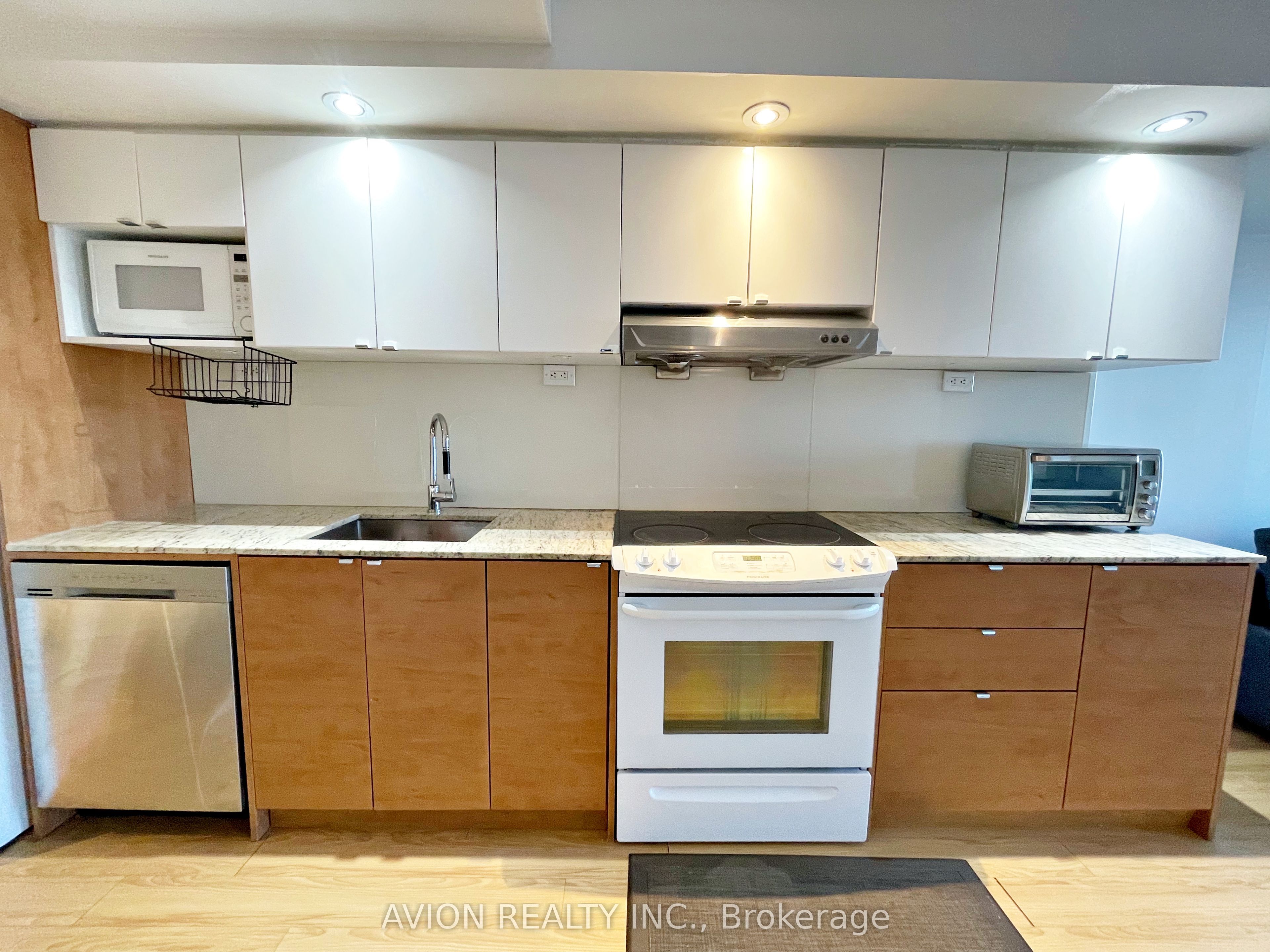 Additional image 2 of 705-121 Mcmahon Drive, Toronto, ON, M2K 0C1
