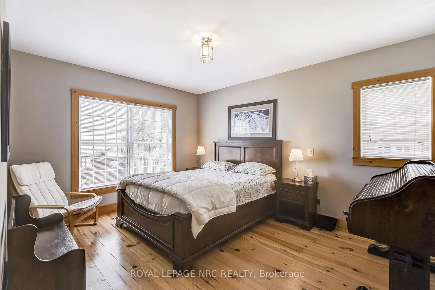 Additional image 11 of 10849 Lakeshore Road