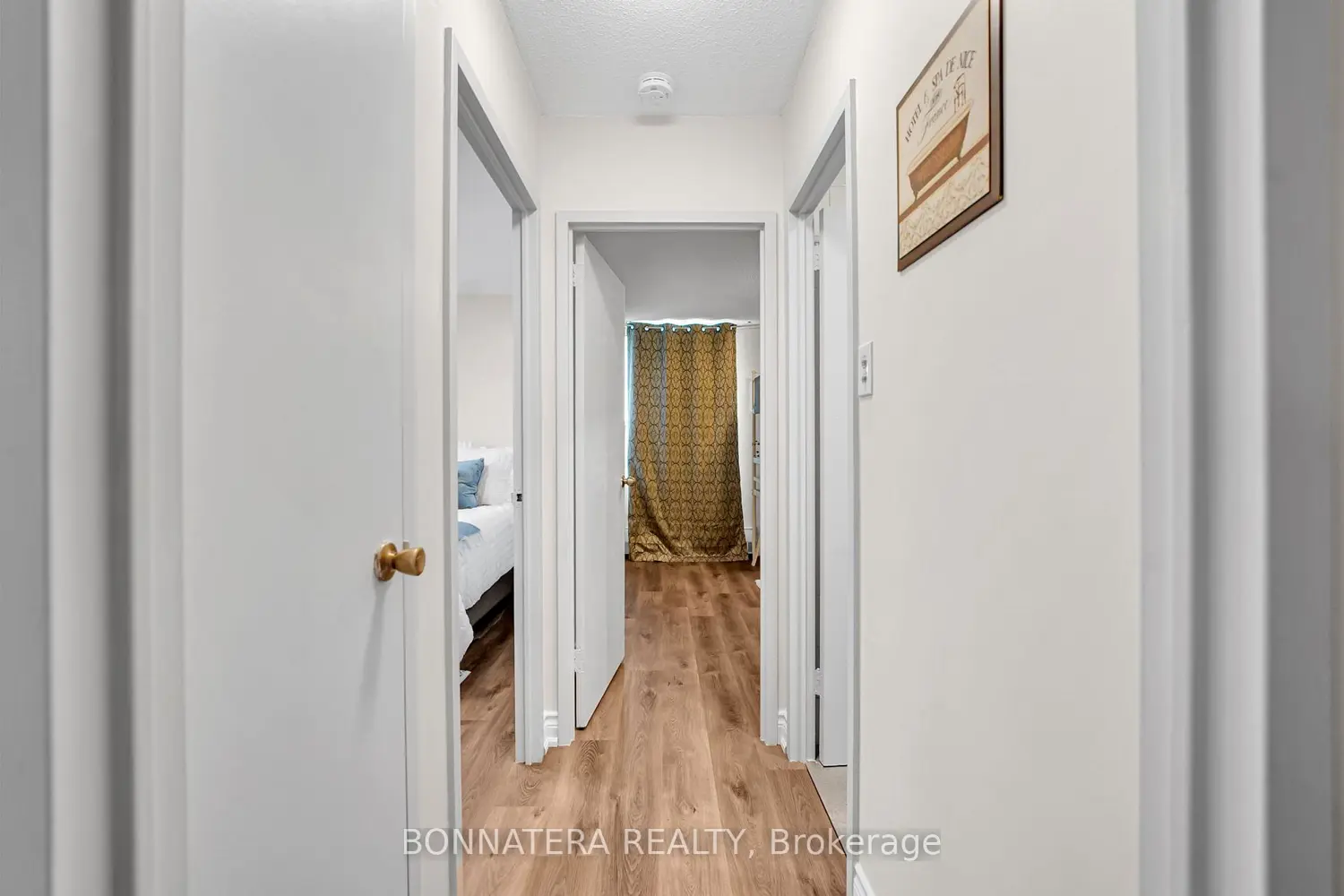 Additional image 8 of 3065 Queen Frederica Drive 905