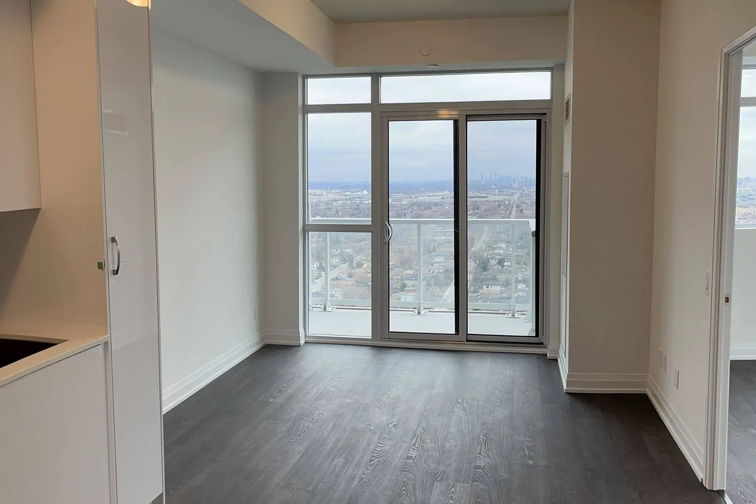 Additional image 3 of 251 Manitoba Street 2809