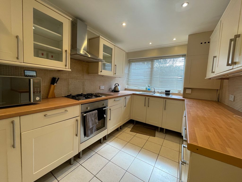 Additional image 2 of 4 bed terraced house to rentStansgate Avenue, Trumpington, Cambridge CB2
