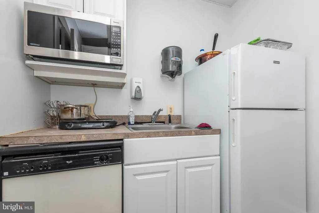 Additional image 9 of 6712 Dogwood Road, Baltimore, MD 21207