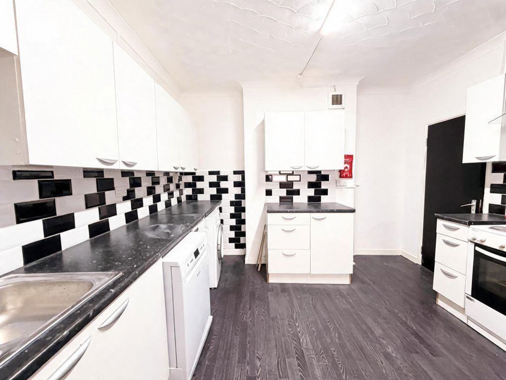 Additional image 13 of 6 bed semi-detached house to rentPercival Street, Peterborough PE3