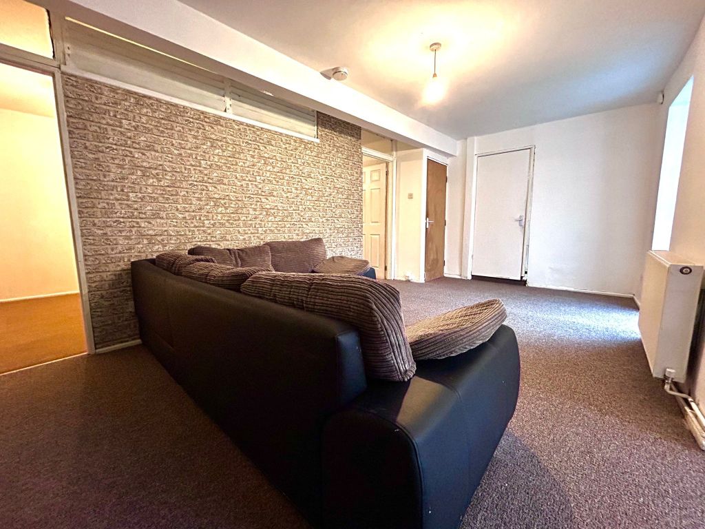 Additional image 5 of 2 bed flat to rent99B High Street, Ogmore Vale, Bridgend CF32