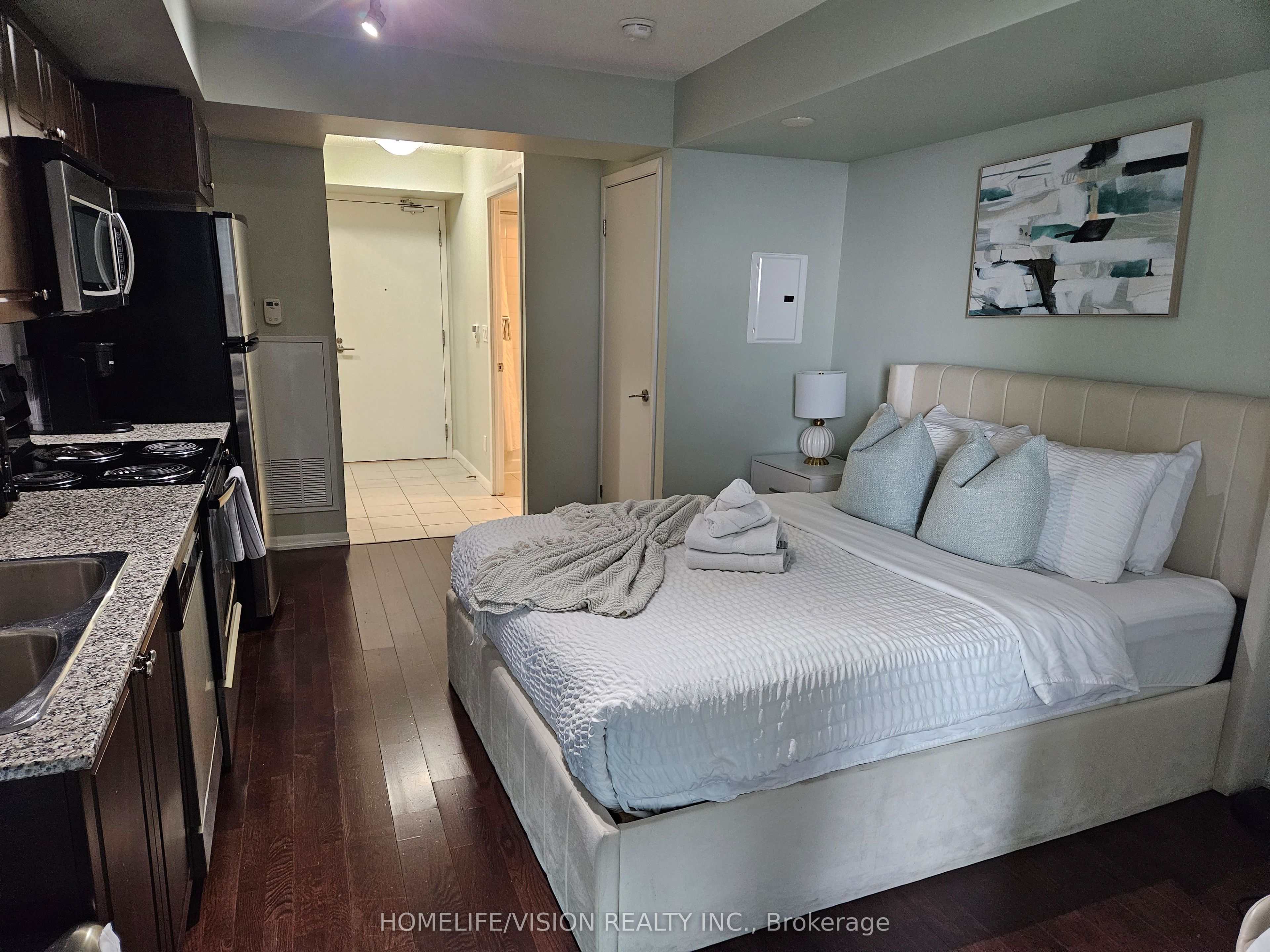 Additional image 3 of 1258-209 Fort York Boulevard, Toronto, ON, M5V 4A1