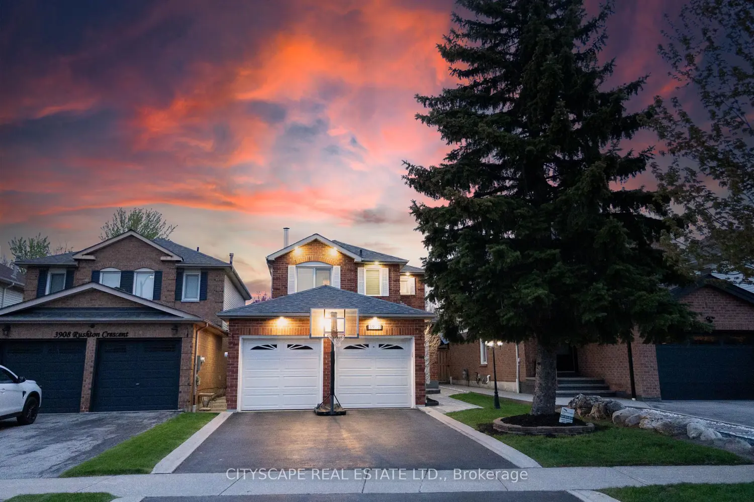 Additional image 2 of 3912 Rushton Crescent