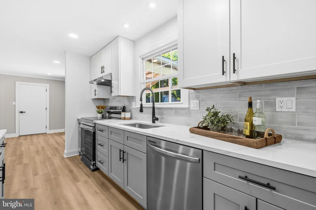 Additional image 19 of 9398 Paulskirk Drive, Ellicott City, MD 21042