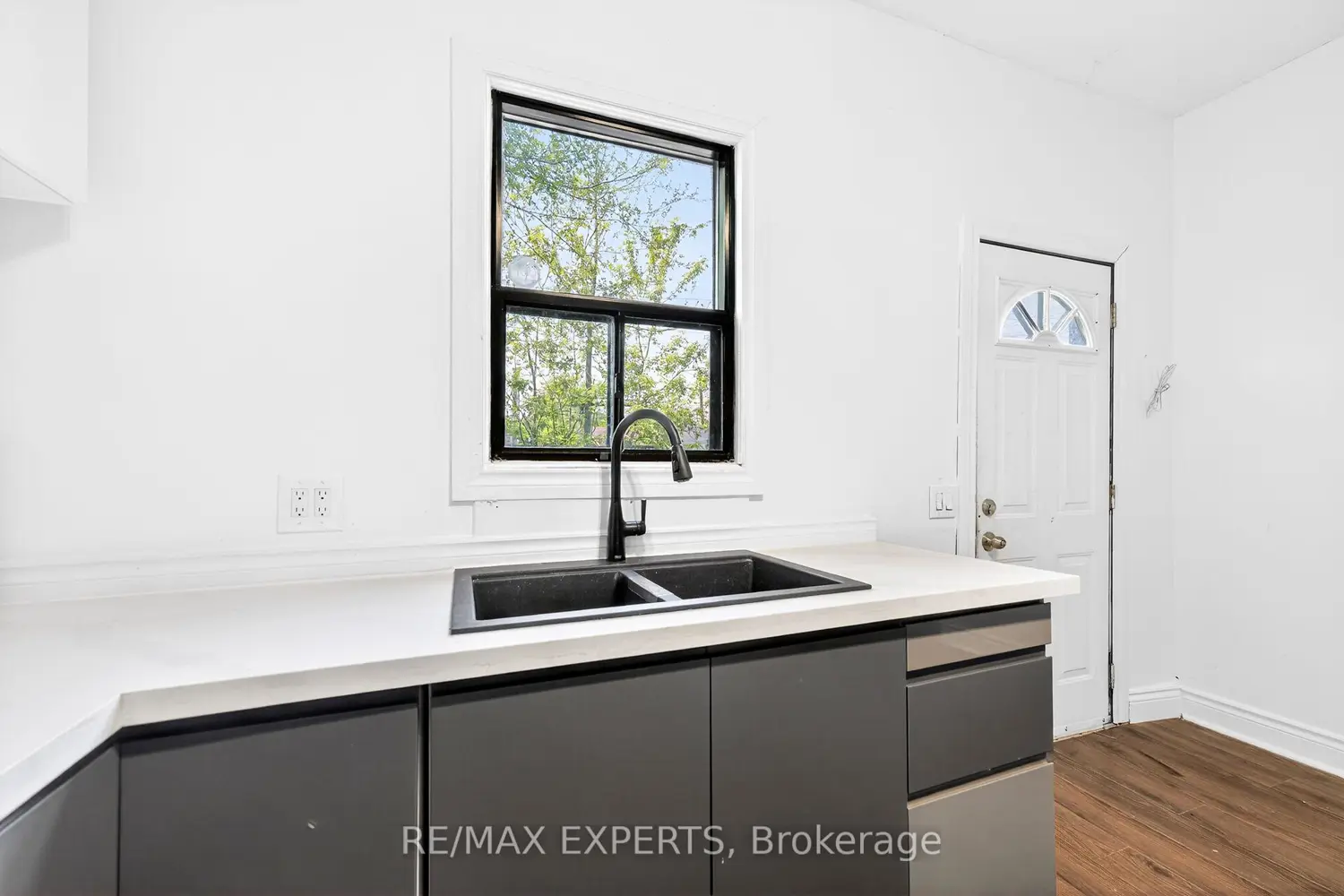 Additional image 7 of 99 Leeming Street