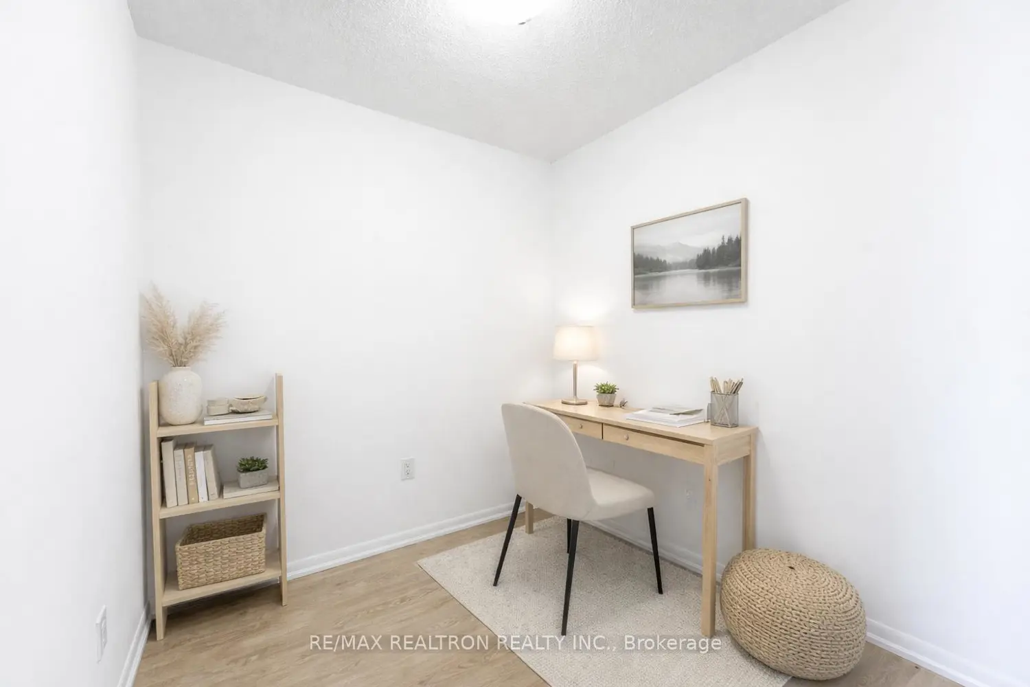 Additional image 3 of 830 Lawrence Avenue 446