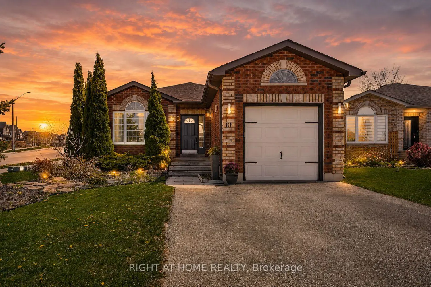 61 Seline Crescent