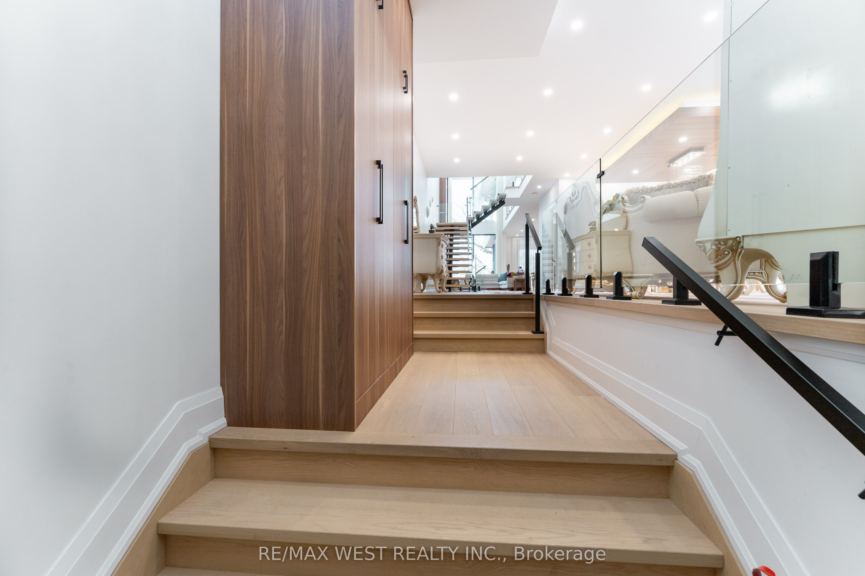 Additional image 4 of 52 Wildwood Avenue, Richmond Hill, ON, L4E 3B3