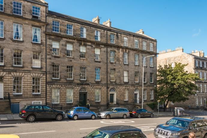 Additional image 2 of 3 bed flat to rentDundas Street, New Town, Edinburgh EH3
