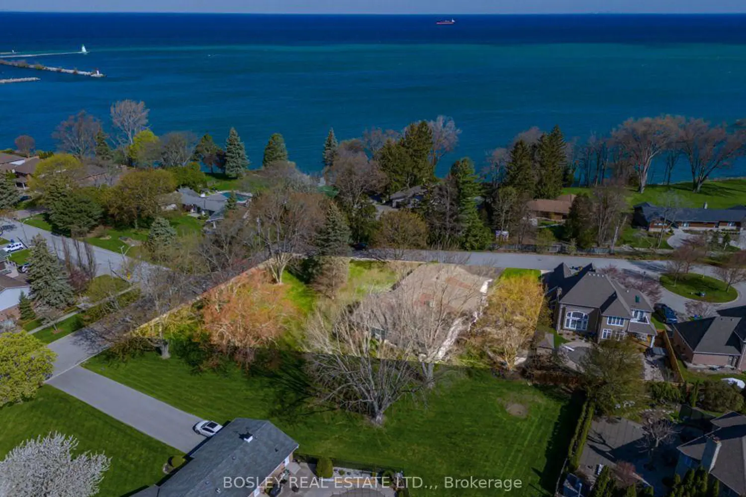 Additional image 5 of 720 Lake Street