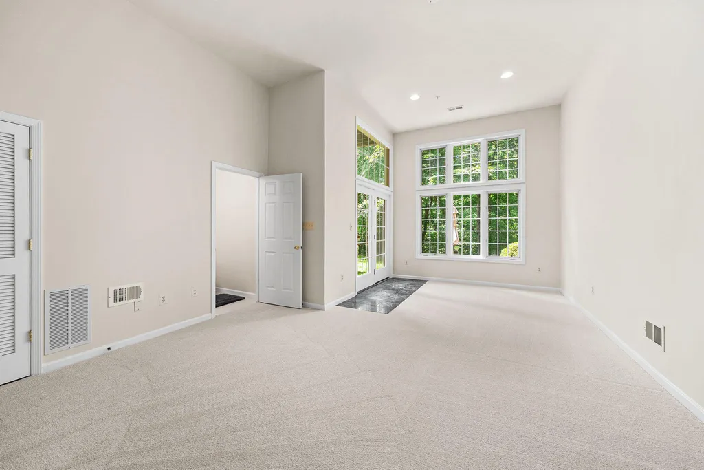 Additional image 10 of 135 Wootton Oaks Court, Rockville, MD 20852