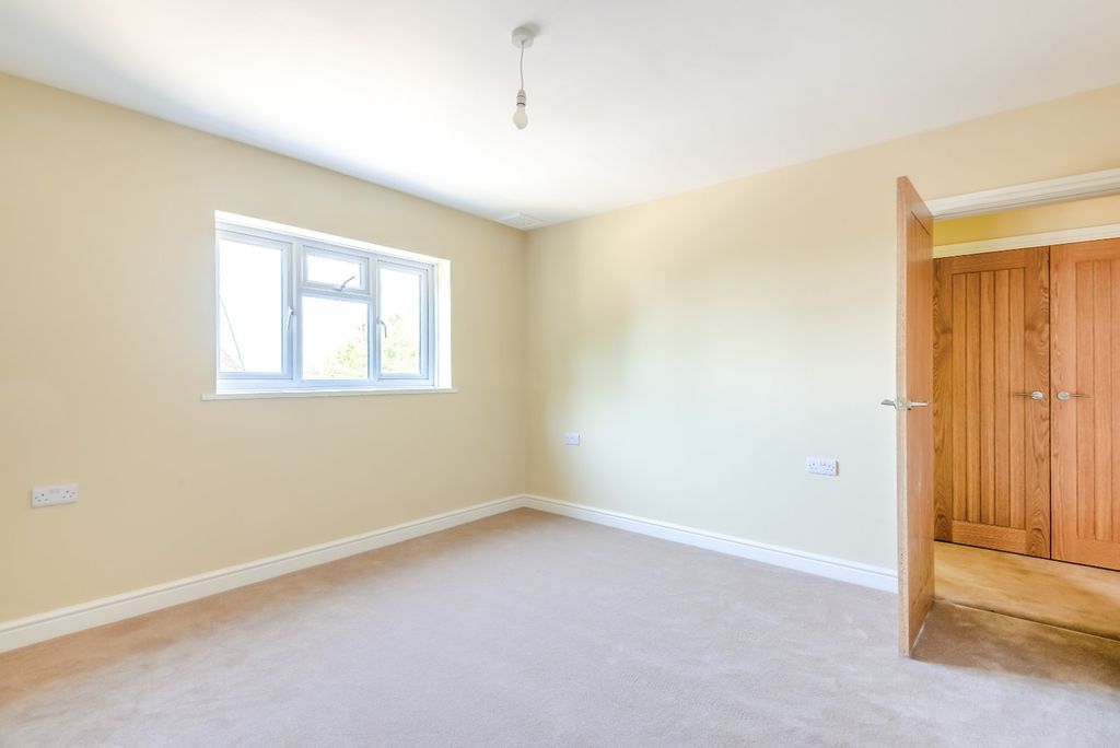 Additional image 11 of 3 bed semi-detached house to rentCrux Easton, Newbury, Berkshire RG20