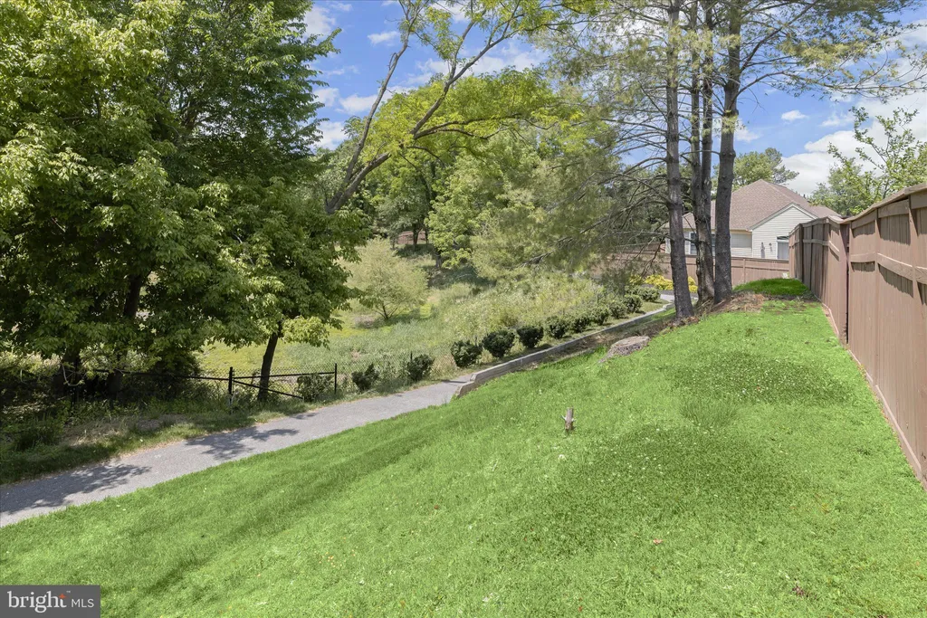 Additional image 53 of 320 Chalk Hill Drive, Baltimore, MD 21208