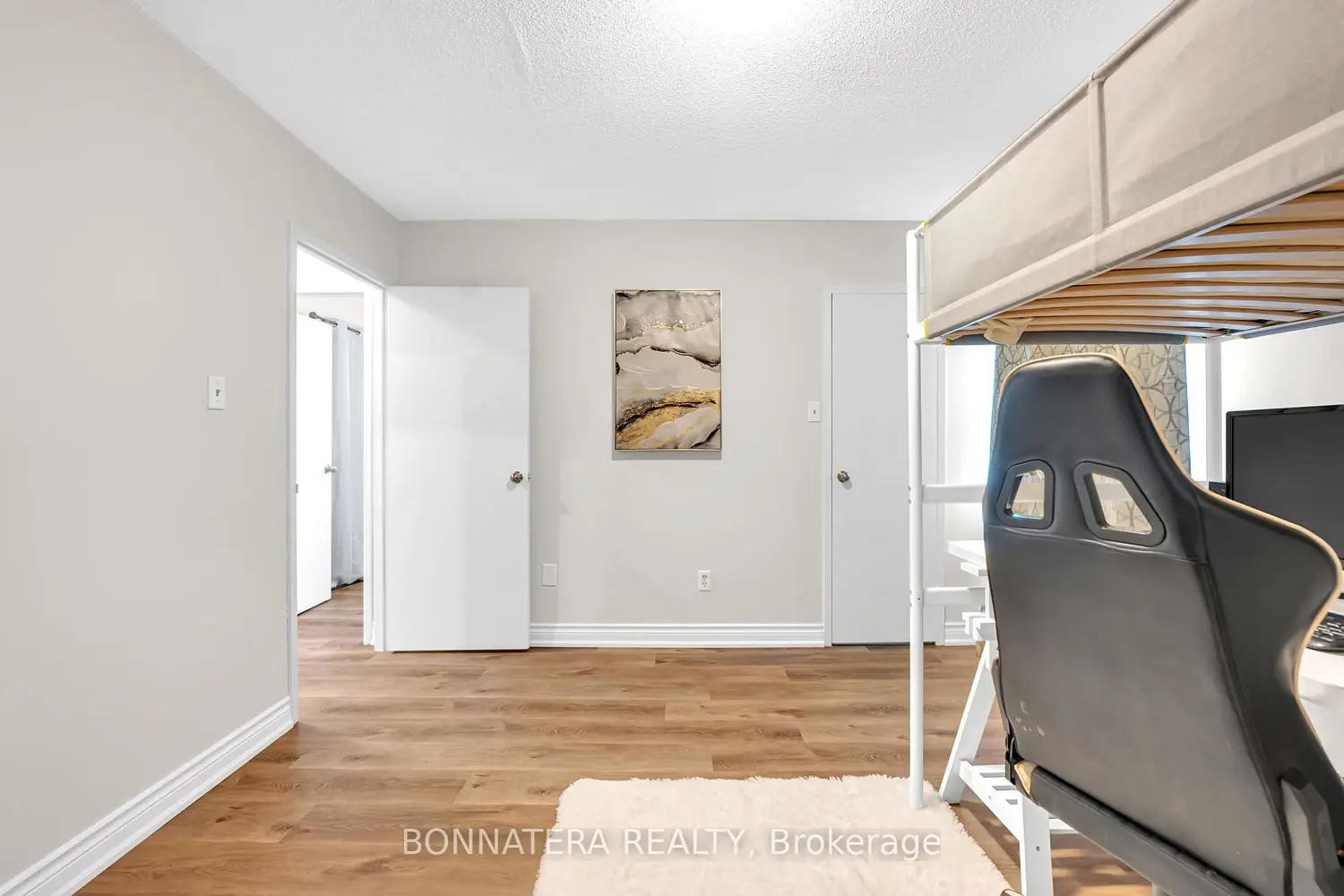 Additional image 9 of 3065 Queen Frederica Drive 905