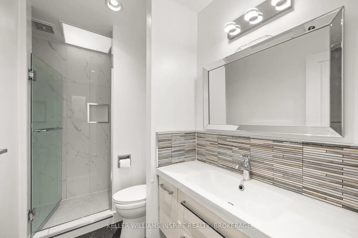 Additional image 9 of 1238 Carmil Boulevard