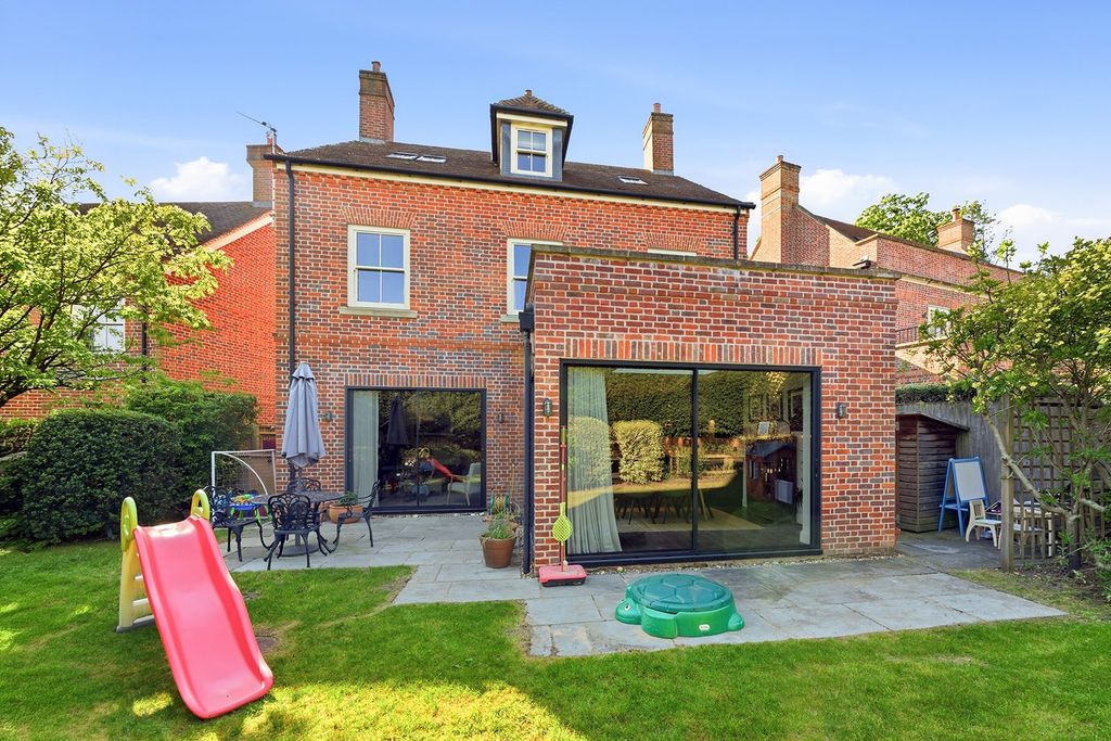 Additional image 16 of 5 bed detached house for saleOrchard Green, Beaconsfield, Buckinghamshire HP9
