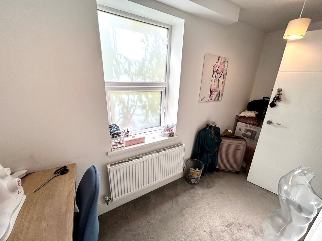 Additional image 14 of 3 bed property to rentPlassey Street, Penarth CF64