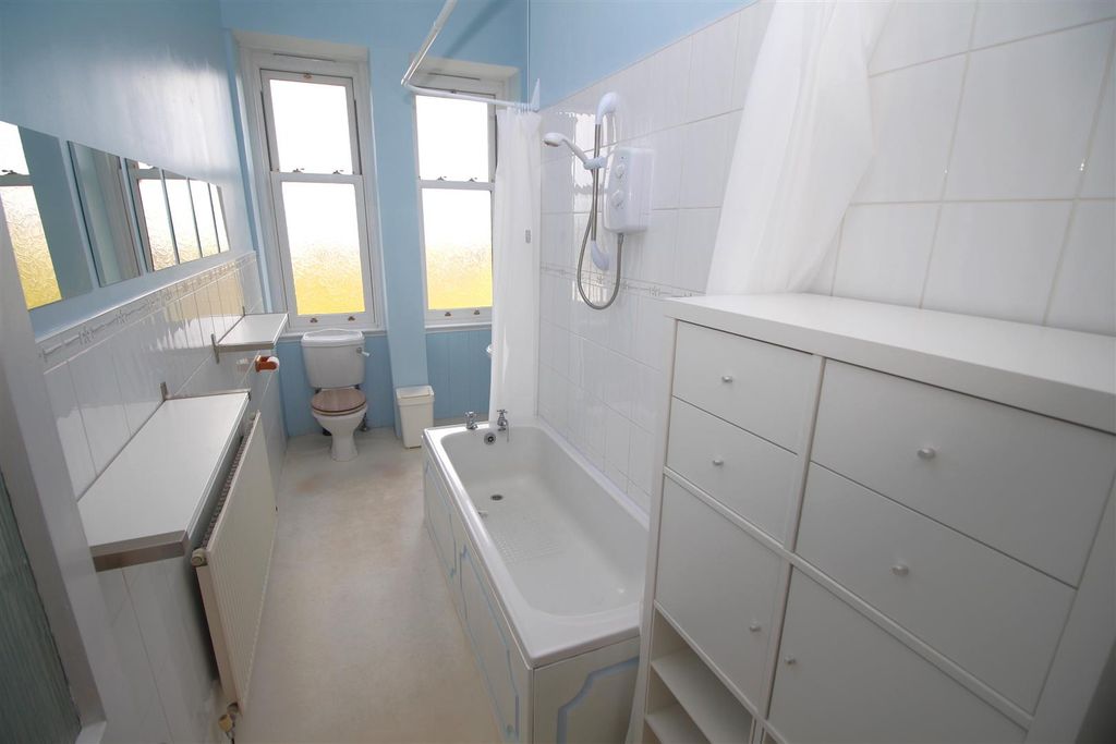 Additional image 13 of 2 bed flat for saleBrougham Street, Greenock PA16
