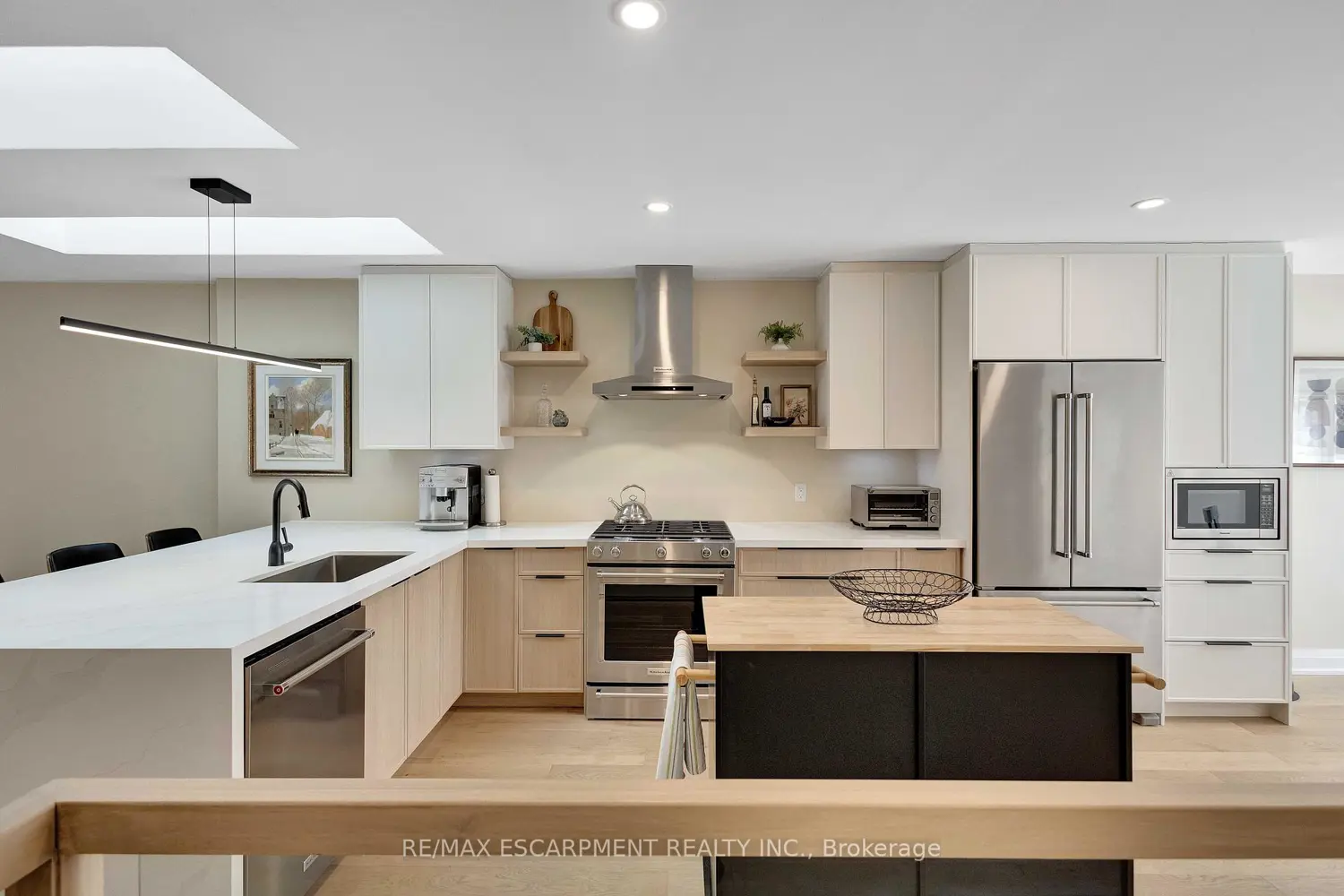 Additional image 8 of 5255 Lakeshore Road 57