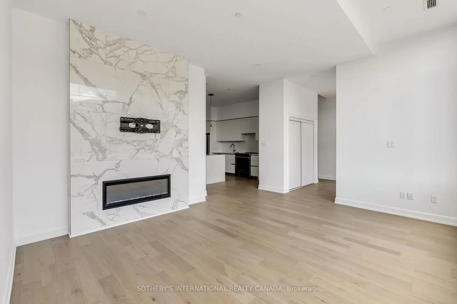 Additional image 7 of 195 Hunter Street Th 105